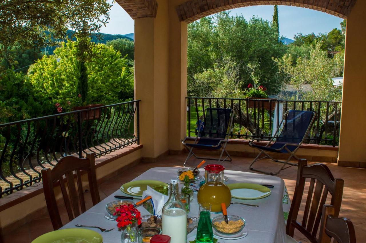 Residence E B&B Villamirella Палинуро Экстерьер фото